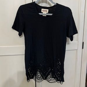 Pepin black T-shirt with cut outs